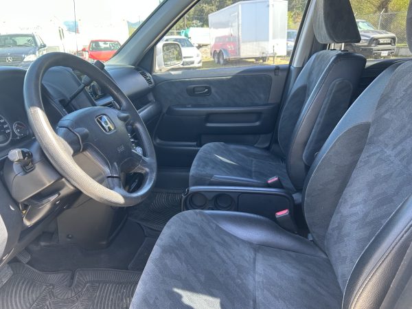 2002 Honda CR-V AWD - Image 5