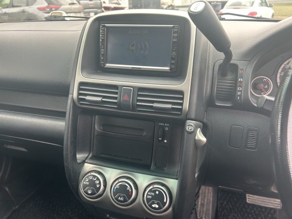2004 Honda CR-V AWD JDM - Image 8